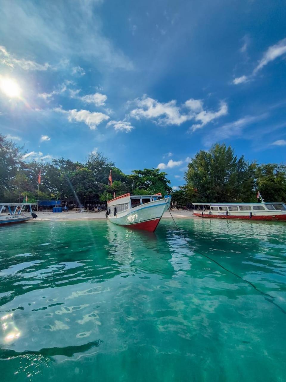 Radika House Lägenhet Gili Trawangan Exteriör bild